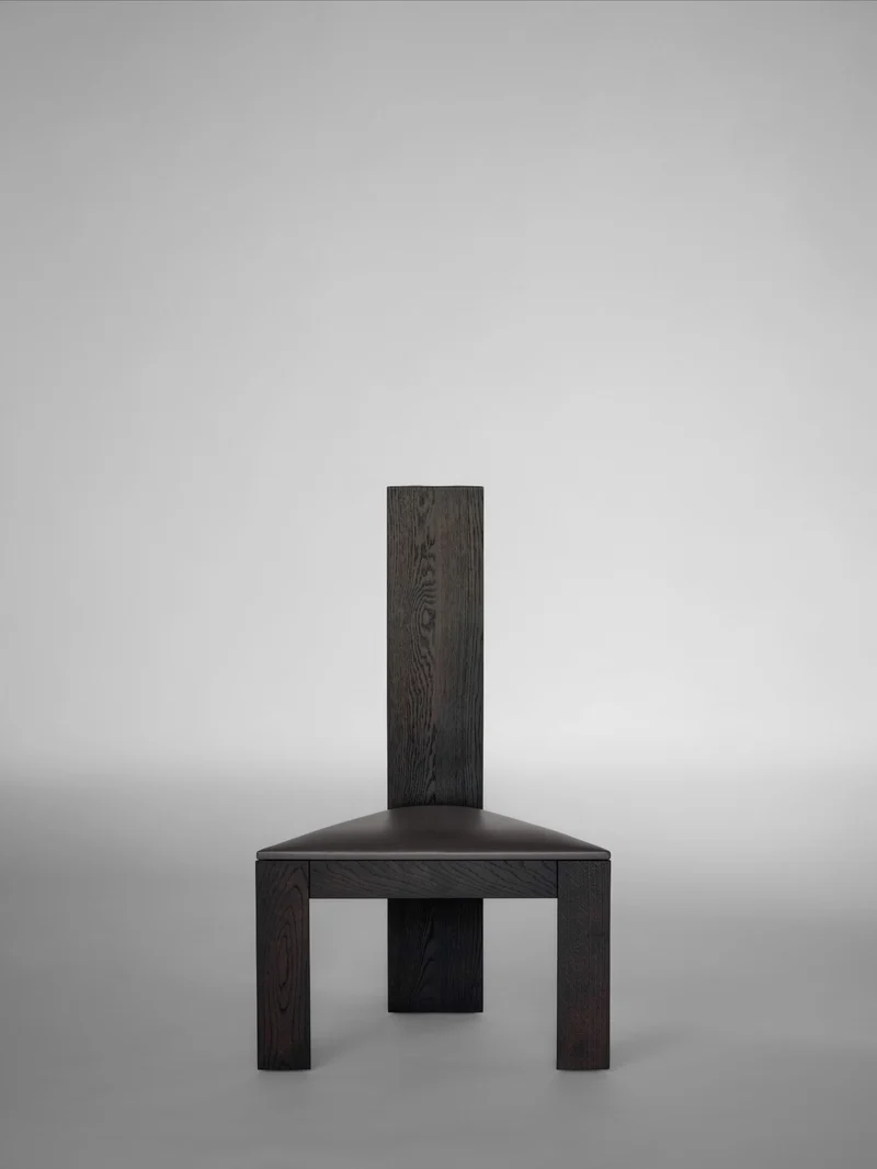 Trigon Chair