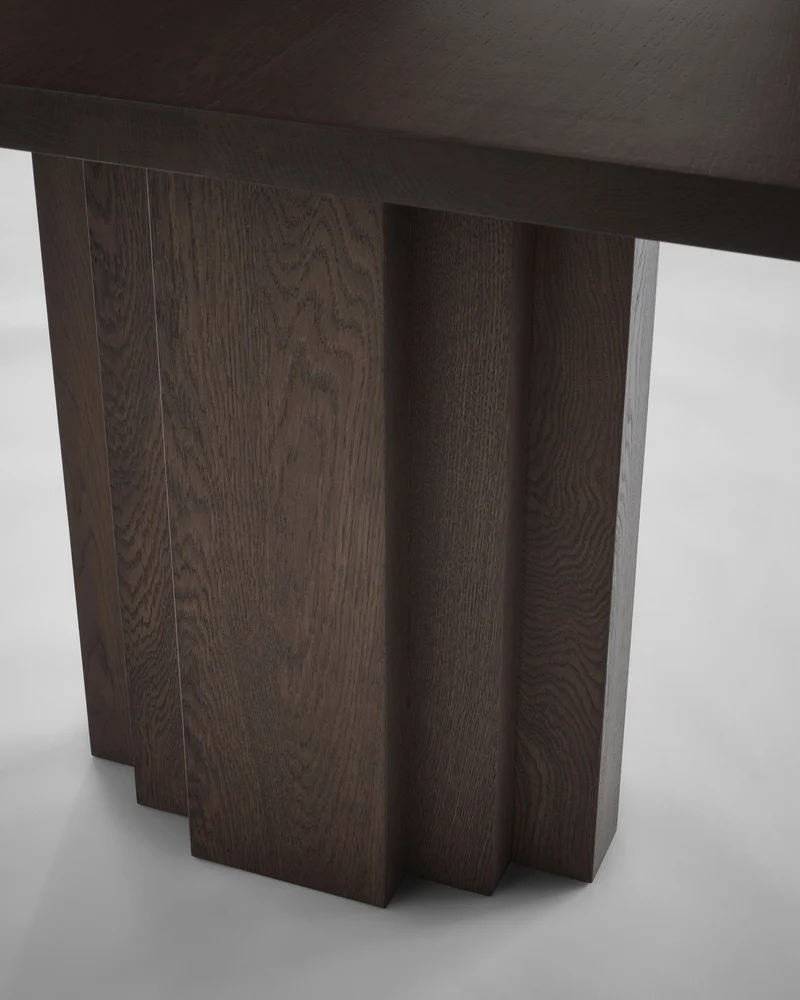 Brut Slim Table