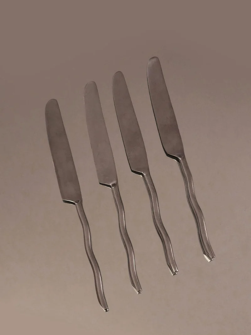 Set of 4 Wave Knives