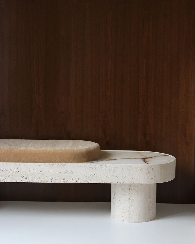 Noto Bench