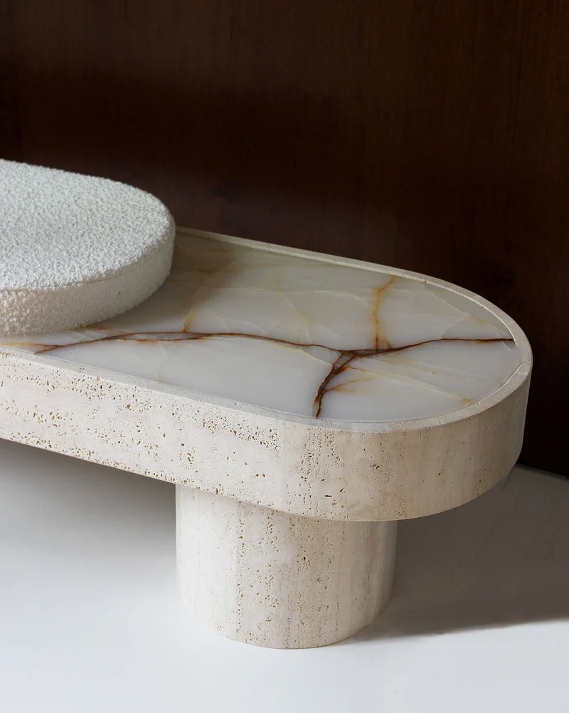 Noto Bench