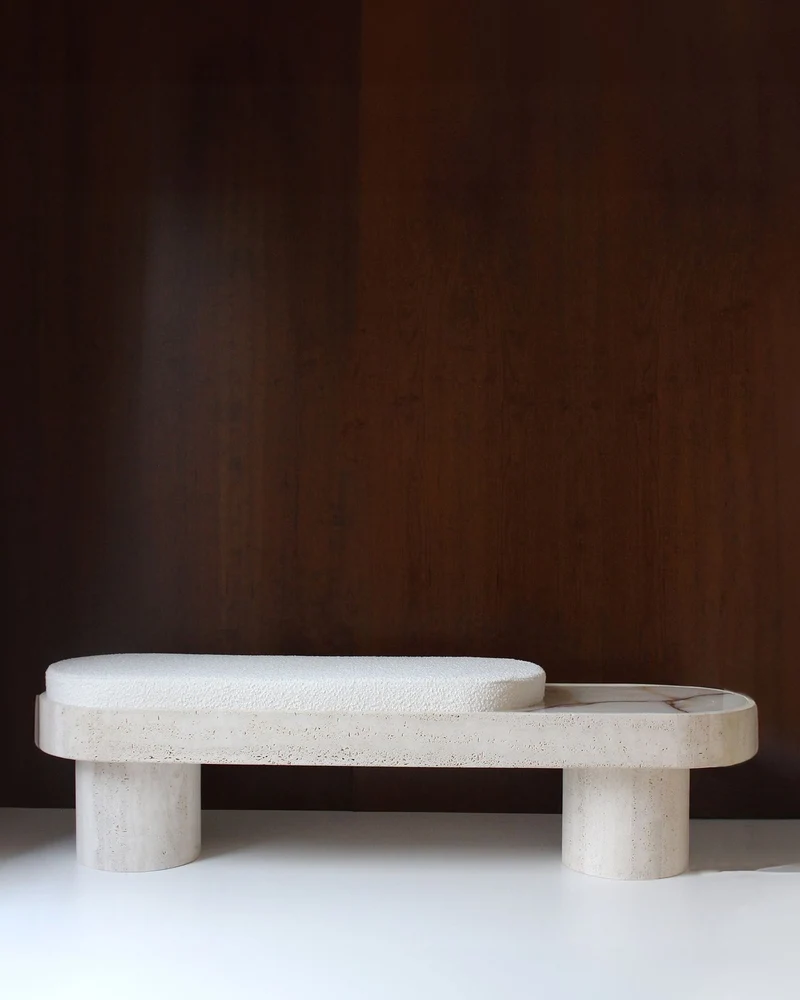 Noto Bench