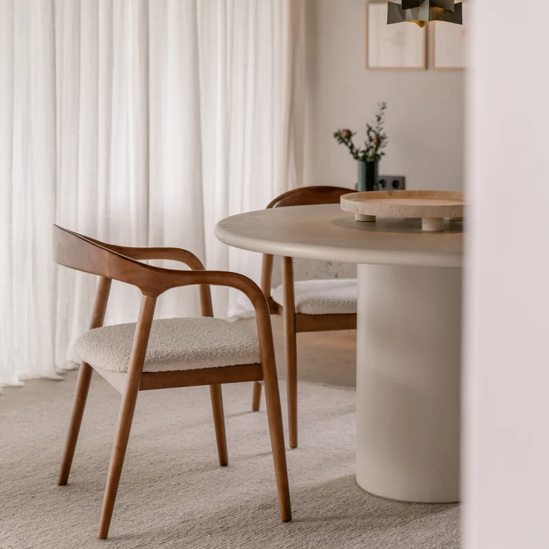 Chaise de salle à manger en noyer clair - Muret - Assise bouclé