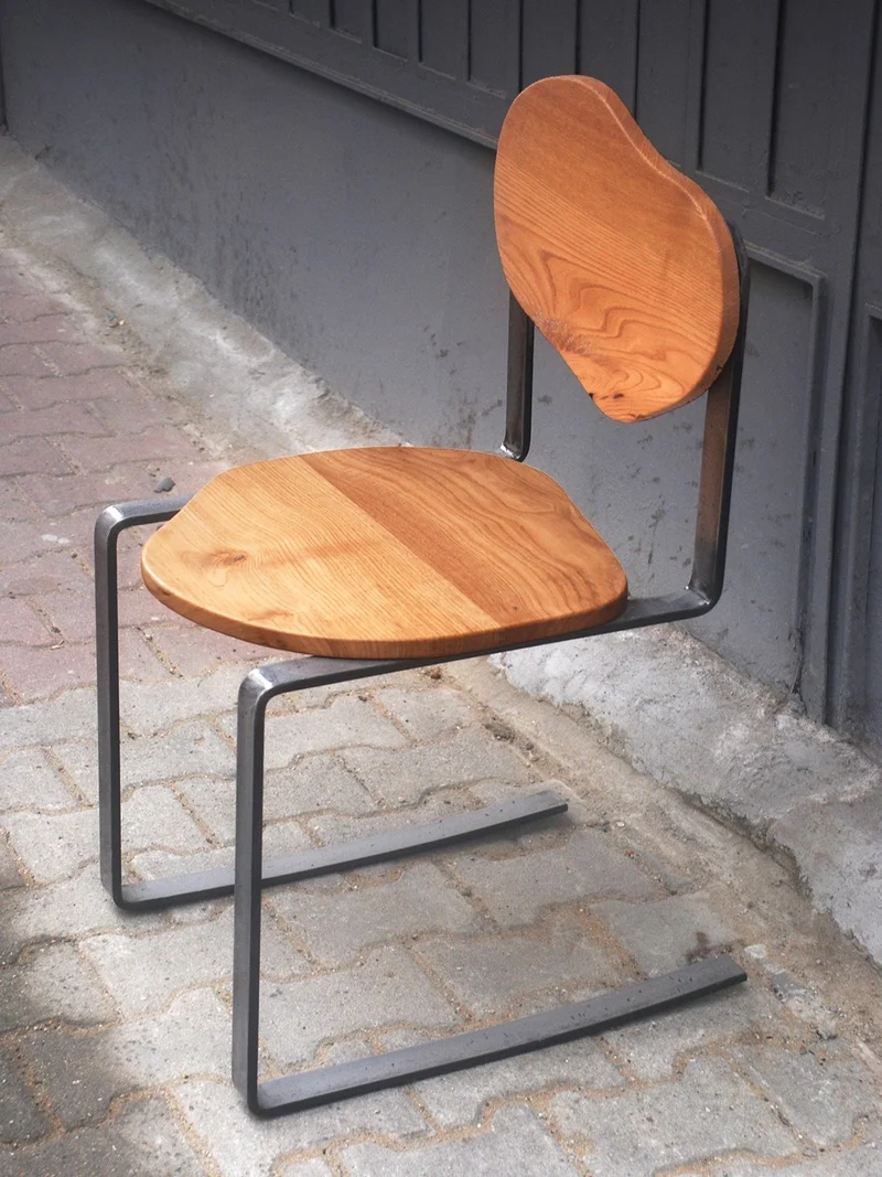'Carmen Chair' in Chestnut Wood by ZAROLAT Studio