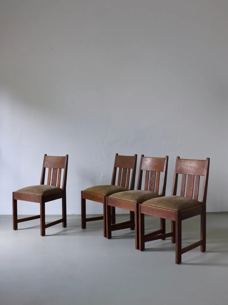 4 Arts & Crafts Oak Dining Chairs, 1910s