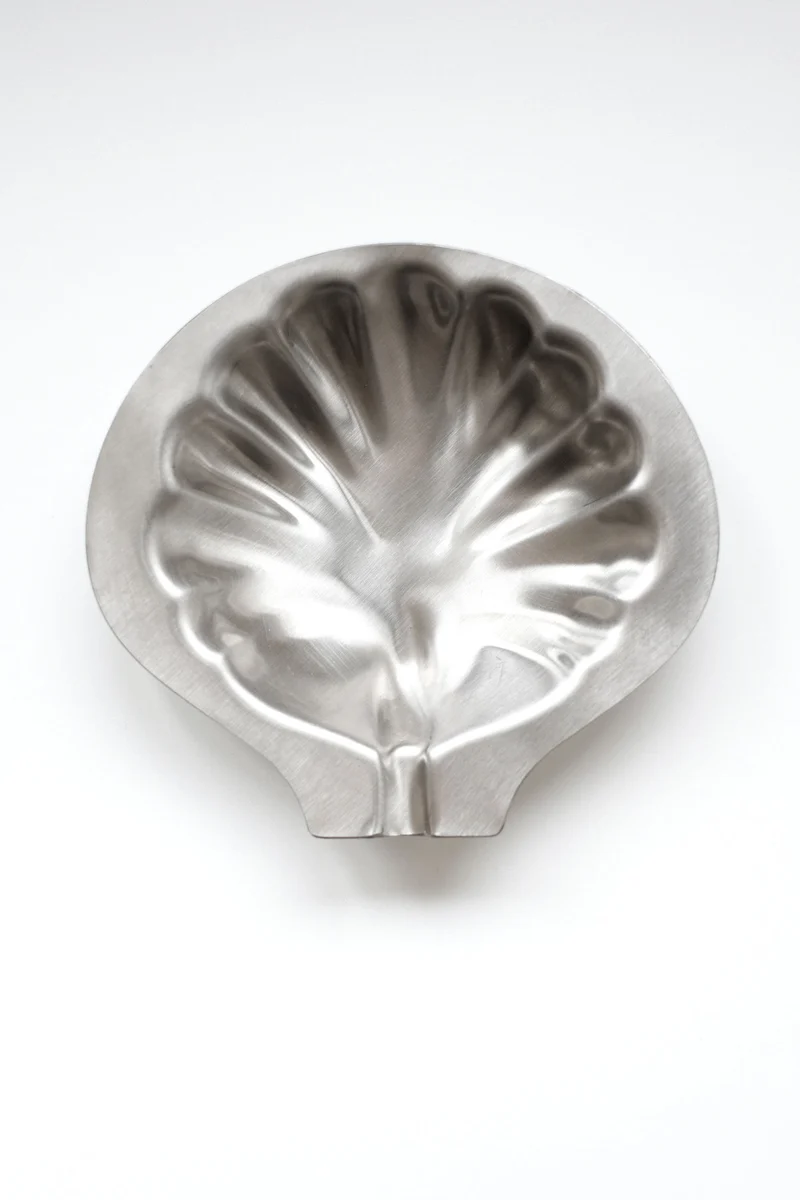 Set of 4 Shell Dishes