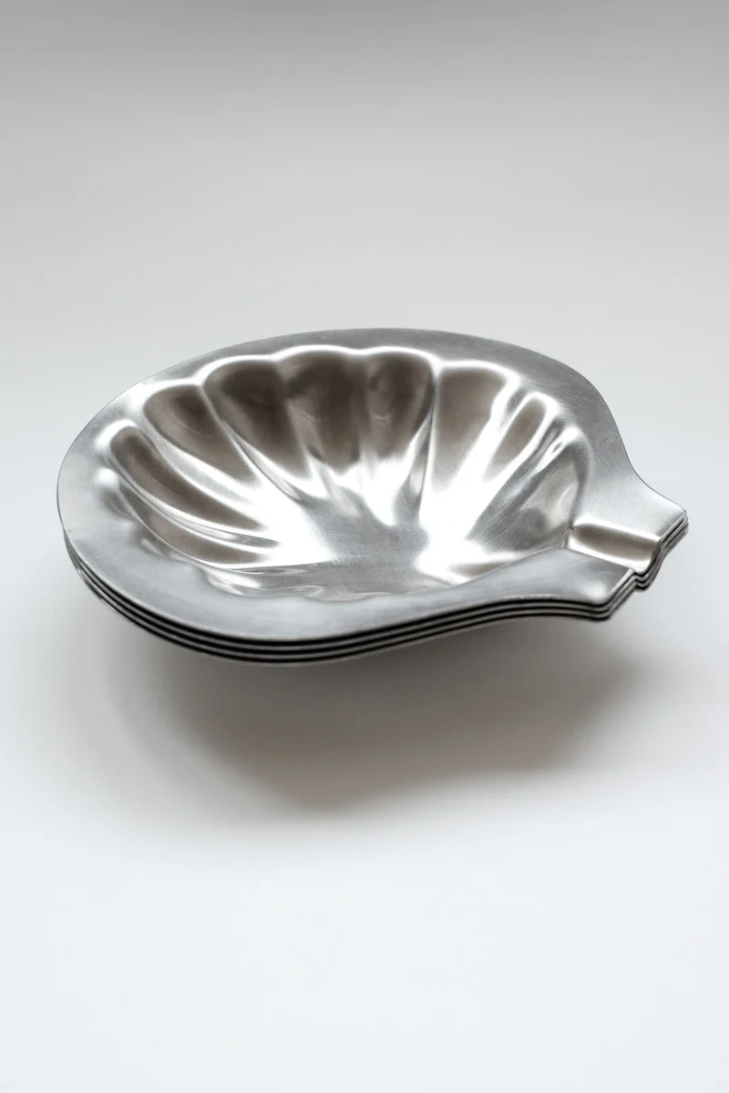 Set of 4 Shell Dishes