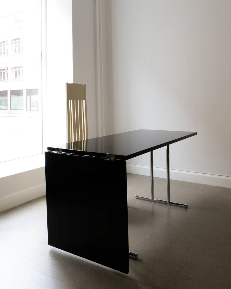 Lou Perou Extendable Table by Eileen Grey