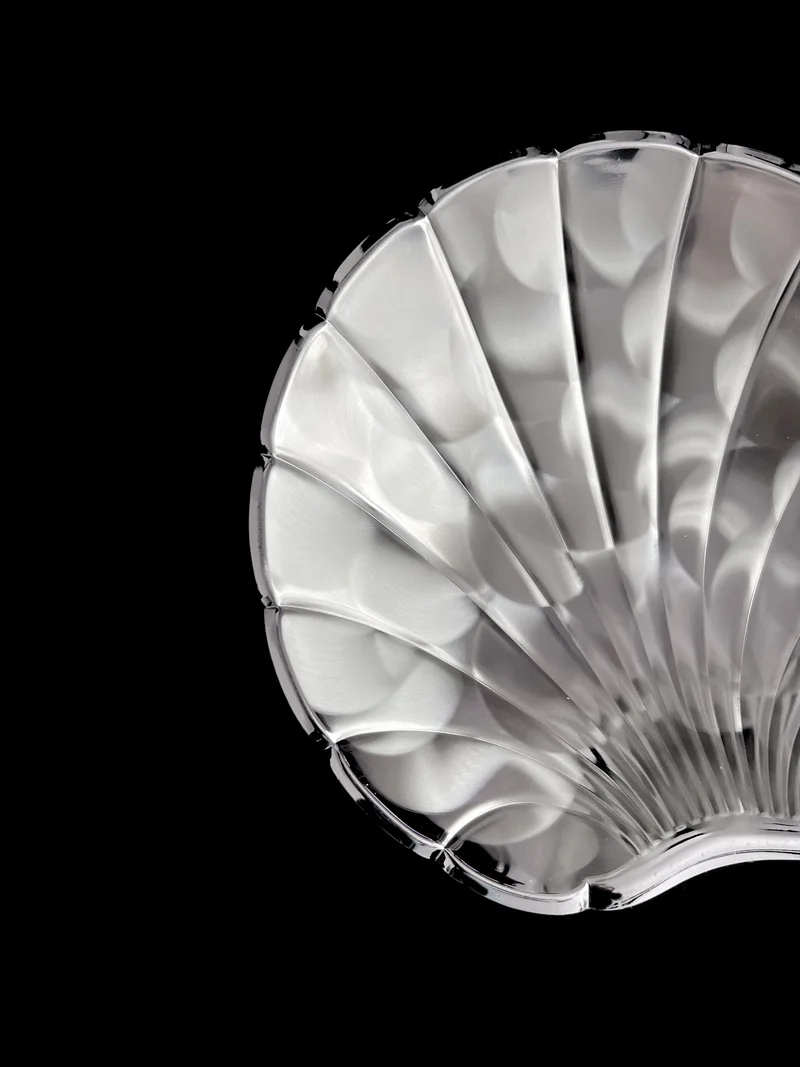 Vintage silver-plated shell dish