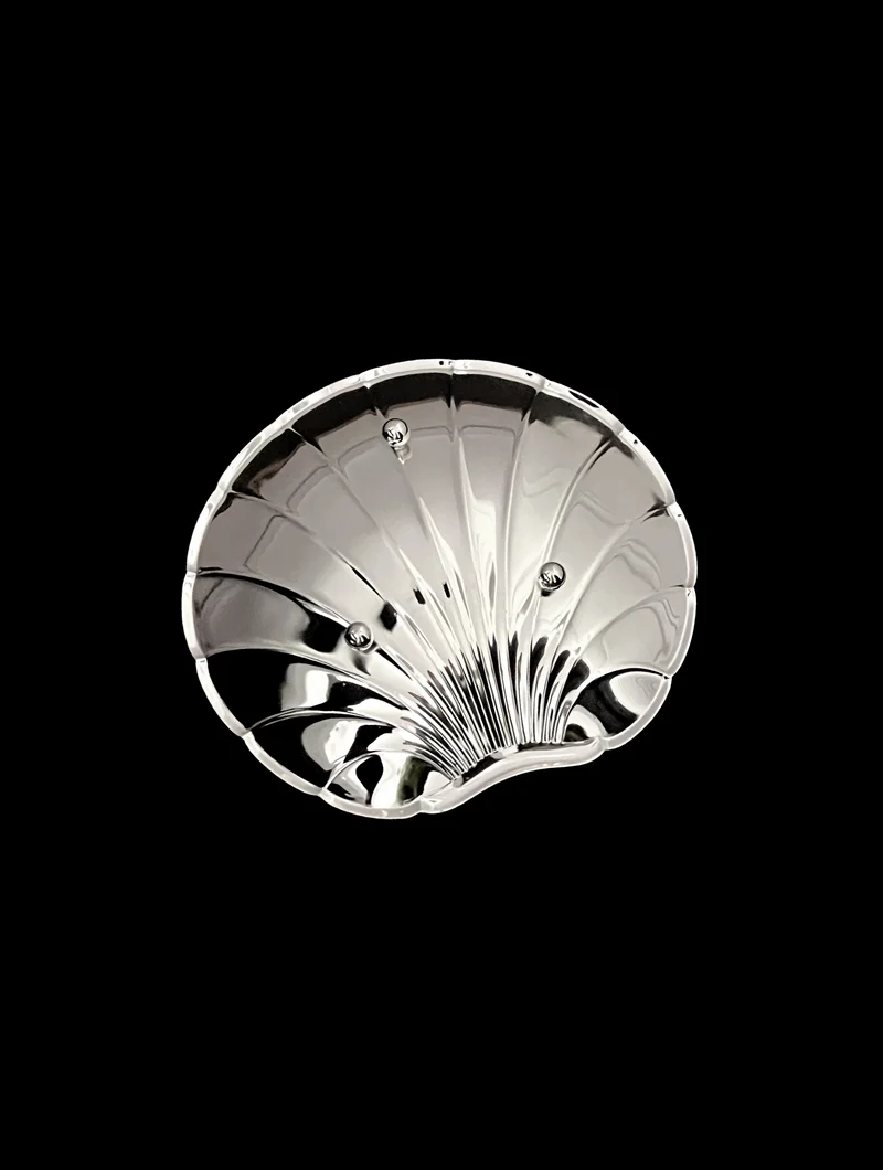 Vintage silver-plated shell dish