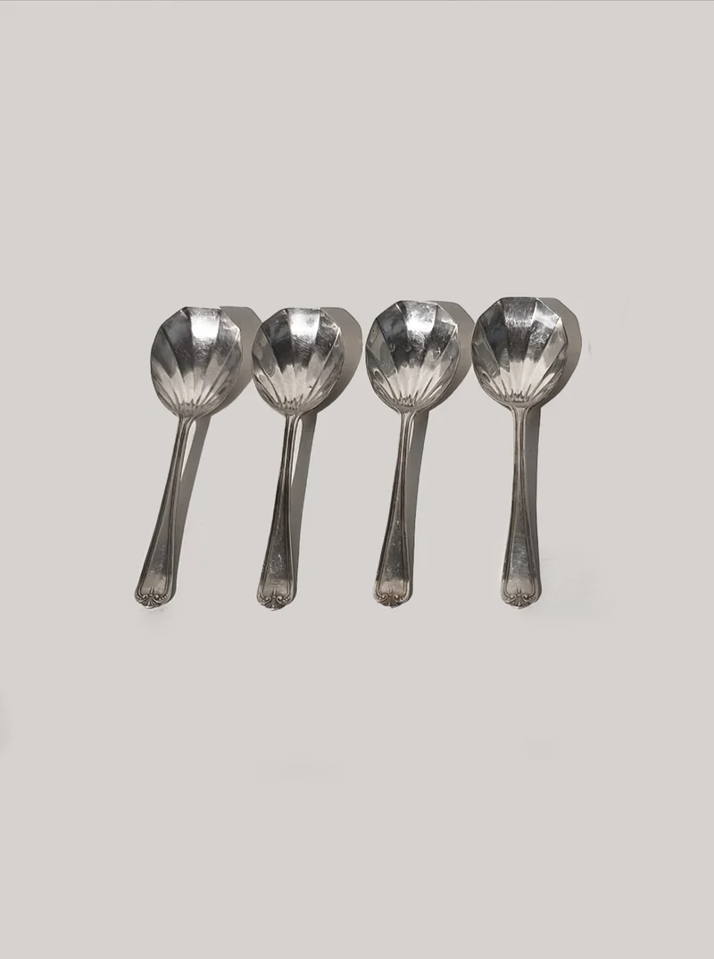 Set of 4 Silver-plated Shell Spoons