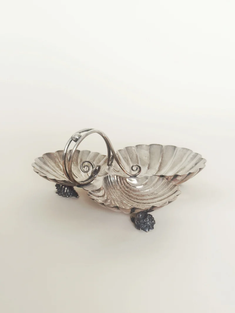 Silver-Plated Trefoil Shell Feet Serving Dish