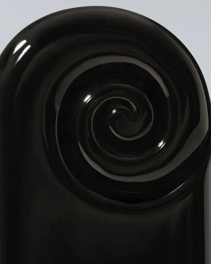 The Nautilus Stool