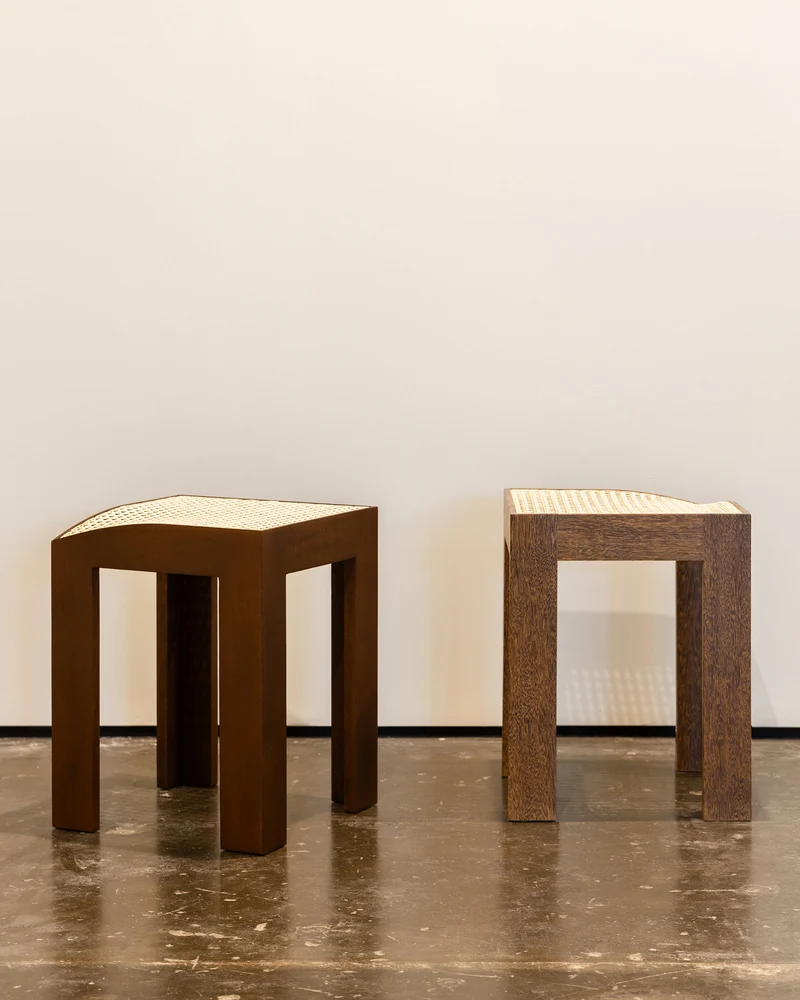 "Canto" Stool
