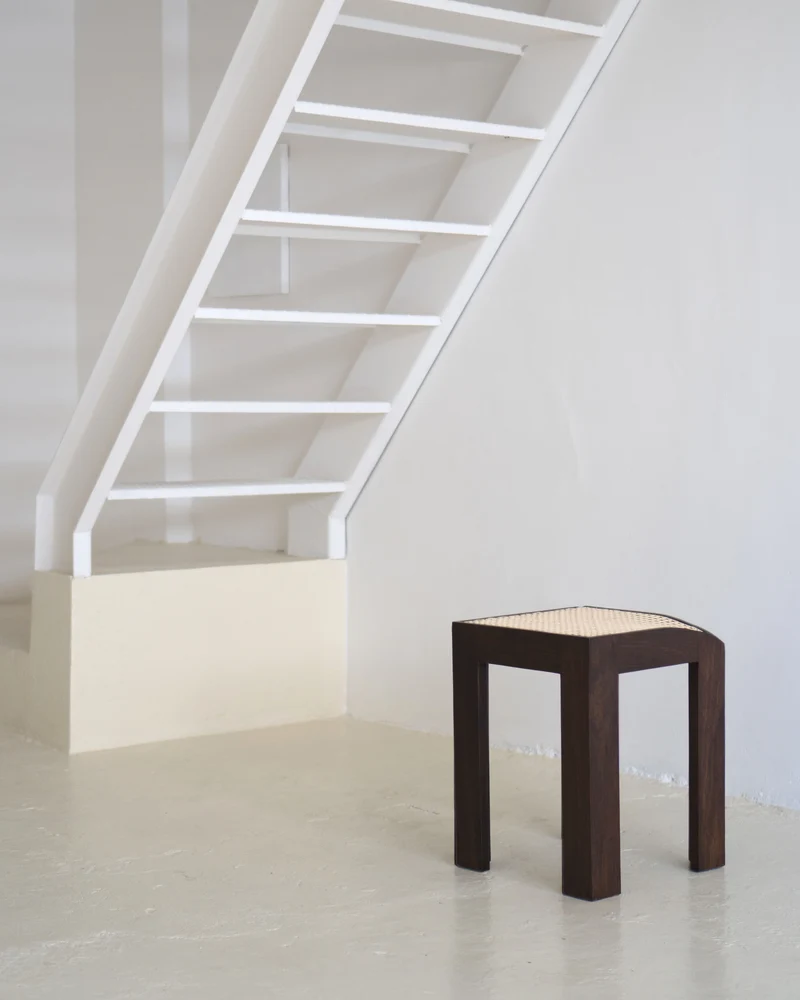 "Canto" Stool