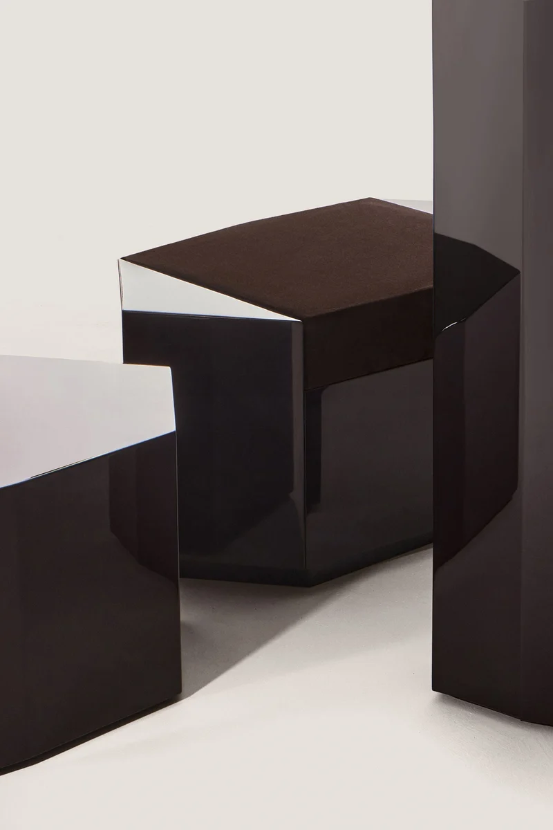 Ame I Lacquer Ottoman