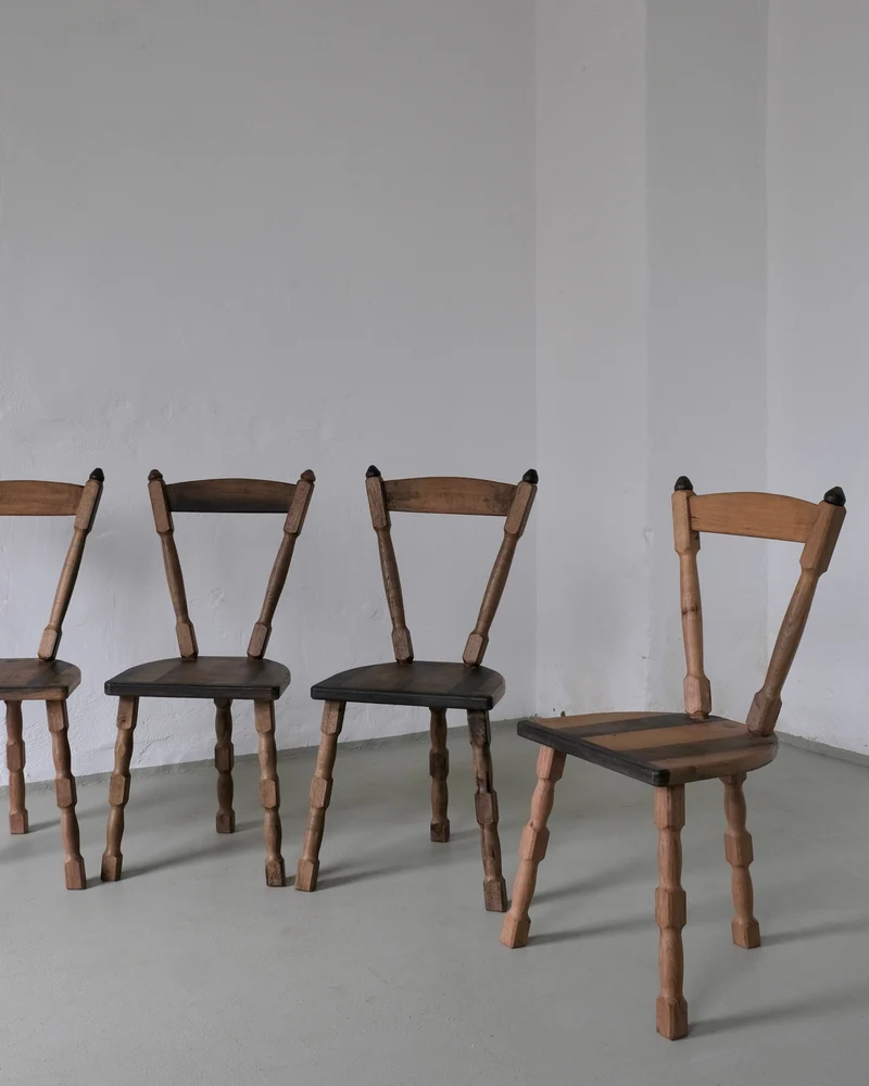 4 Brutalist Sculptural Tripod Dining Chairs | 1970s