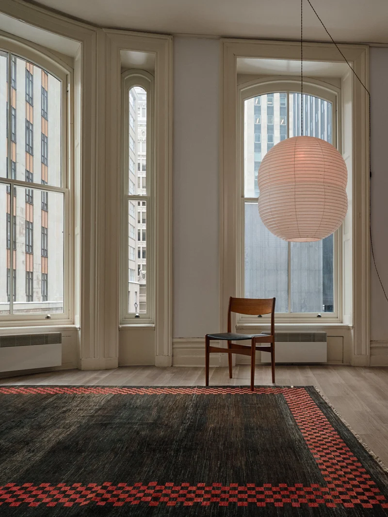 Ziegler Rug in Obsidian 239 x 300 cm