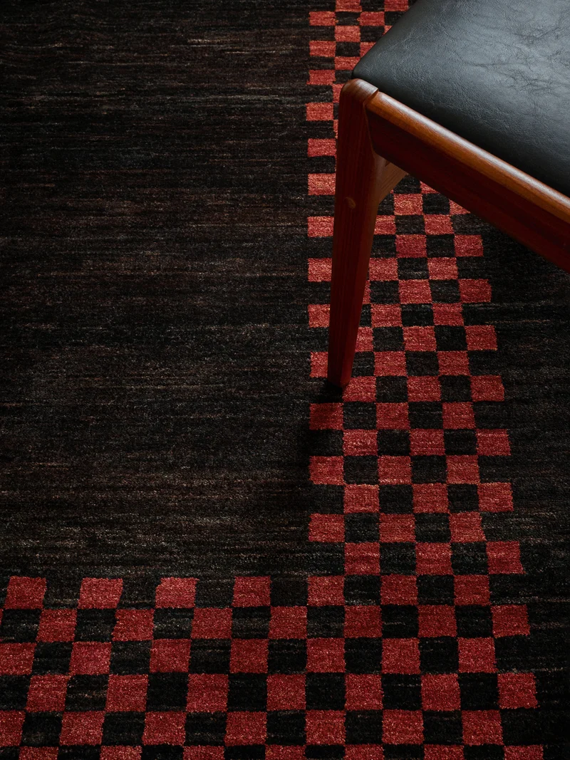 Ziegler Rug in Obsidian 239 x 300 cm