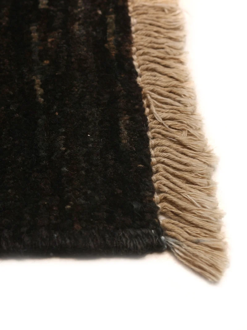 Ziegler Rug in Obsidian 239 x 300 cm