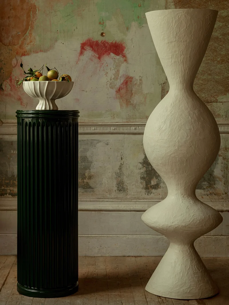 Venus Plaster Floor Lamp