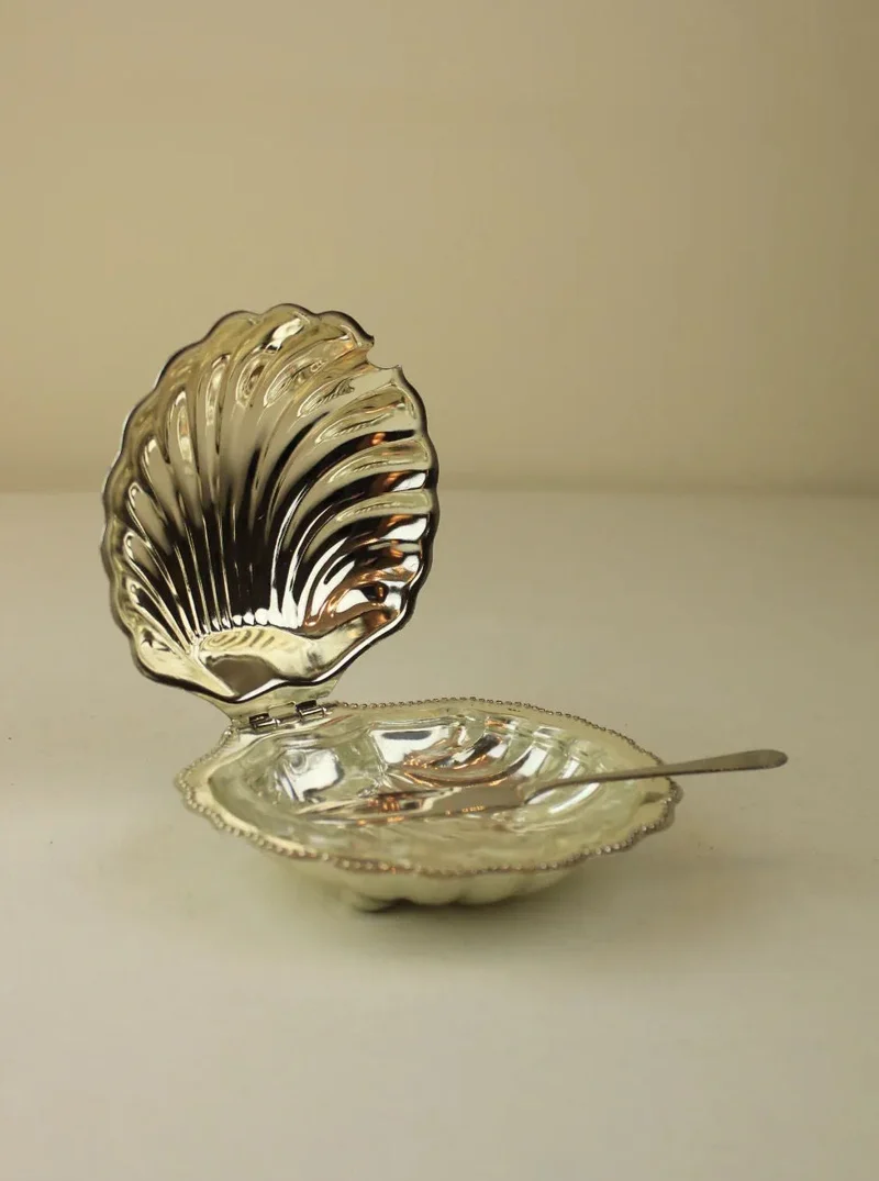 Shell Shaped Butter Dish
