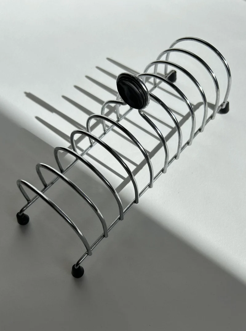 Postmodern Toast Rack (Tomado Holland)