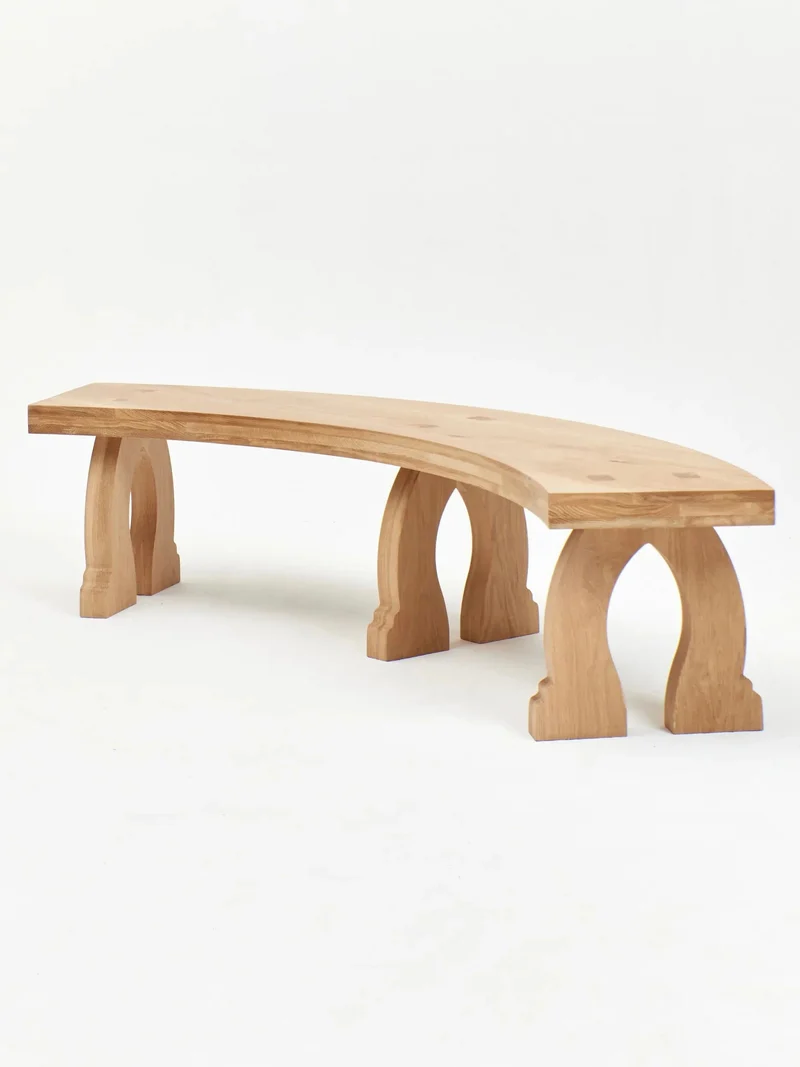 "Sintra" Curved Bench in Oak
