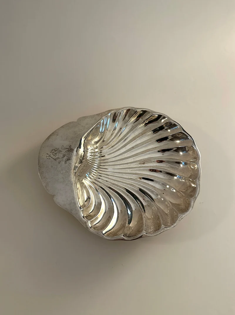 Large Shell Shaped Vide Poche
