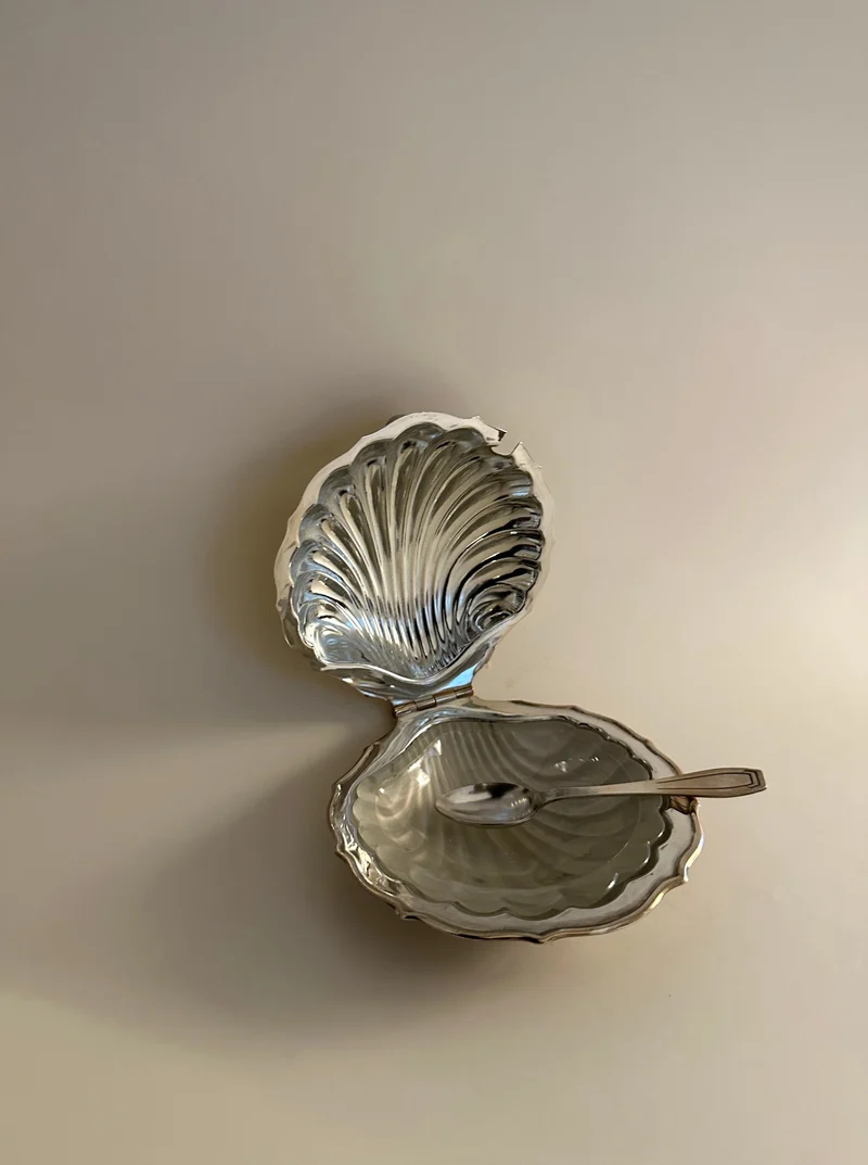 Shell Shaped Butter Dish