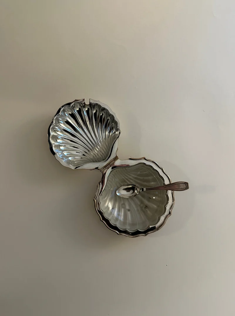 Shell Shaped Butter Dish