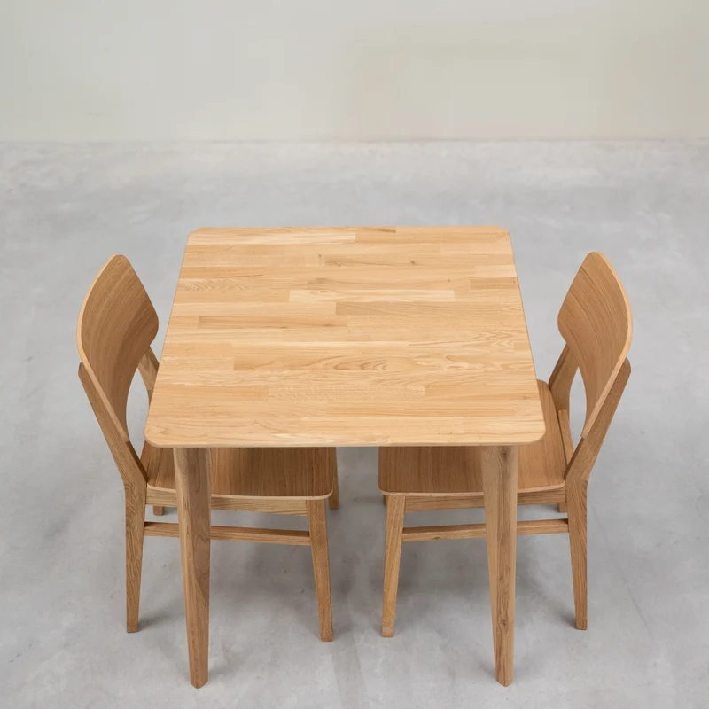 Table de salle à manger carrée en chêne massif GUSTAF | NordicStory