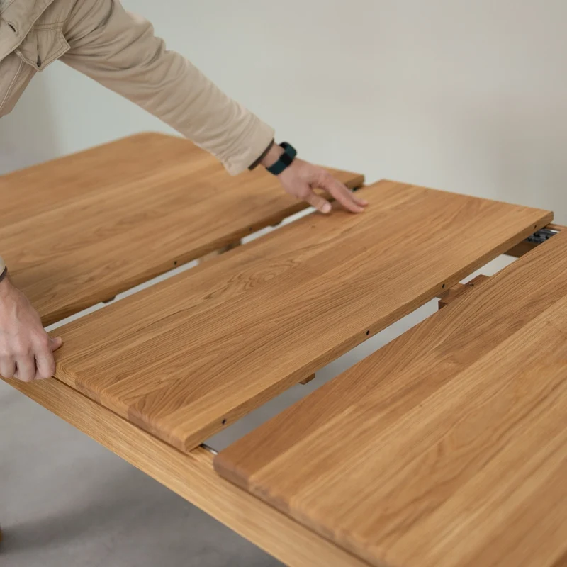 Table de salle à manger à rallonges en chêne massif KODAMA | NordicStory