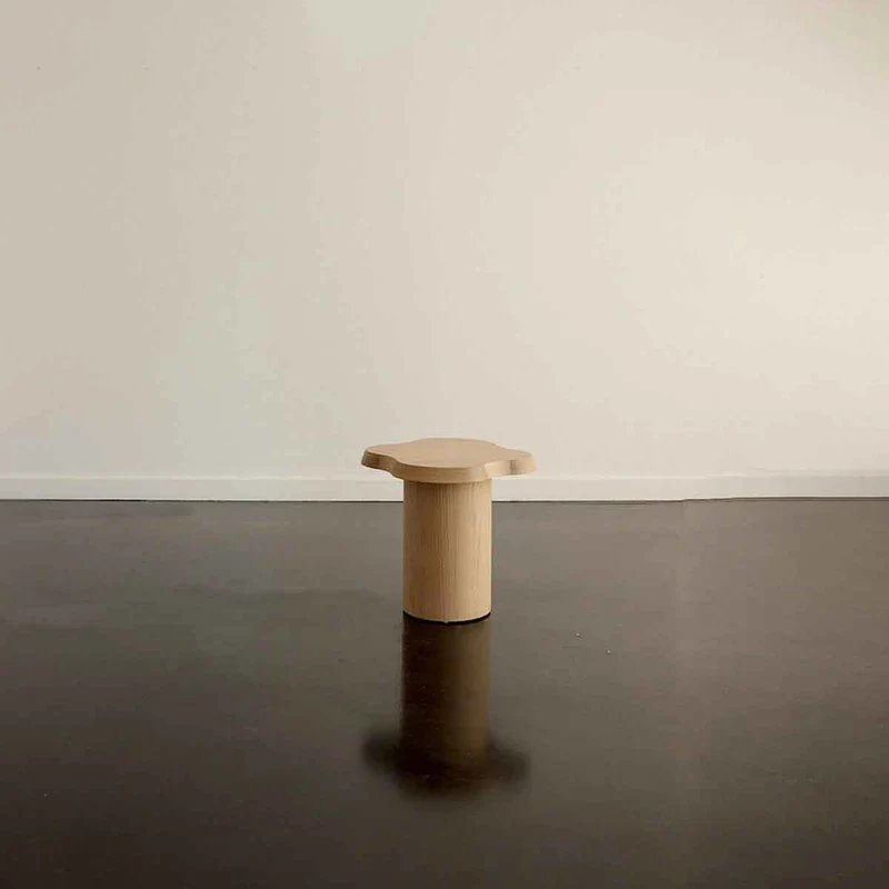 TABLE APPOINT MAHAUT- BOIS VERNIS