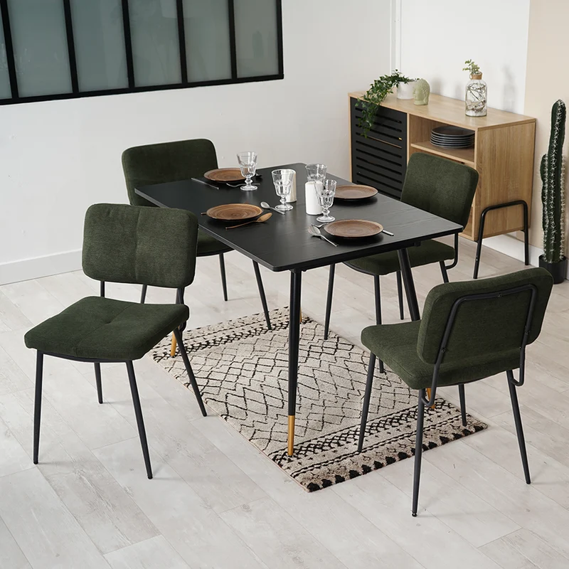 Ensemble de salle à manger comprenant une table extensible et 4 chaises de salle à manger industrielles en tissu vert