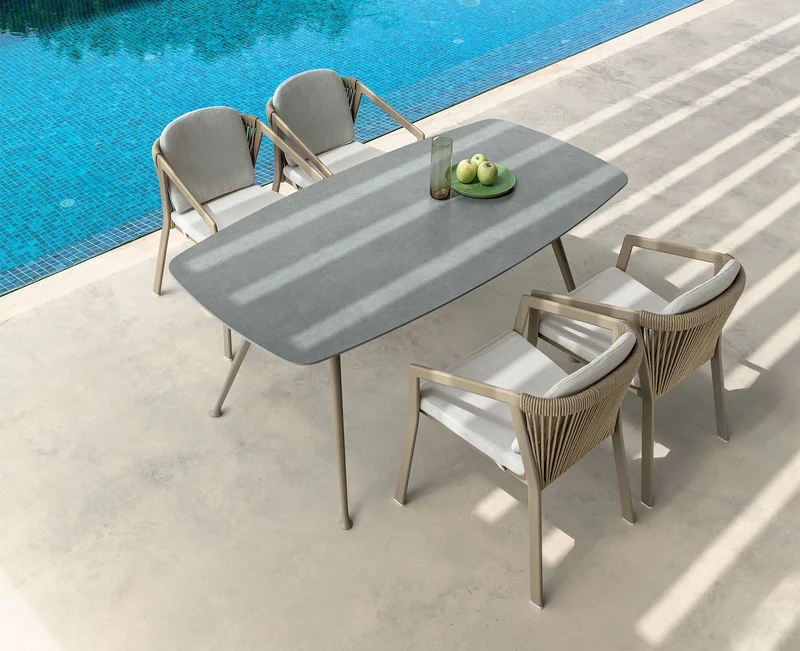 Set 2 Nova chaise de salle à manger pour l'extérieur