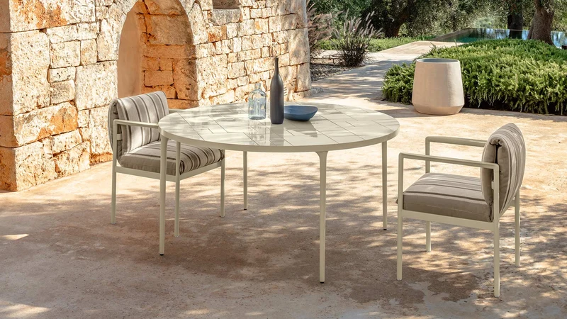 Nalu table à manger pour l'extérieur
