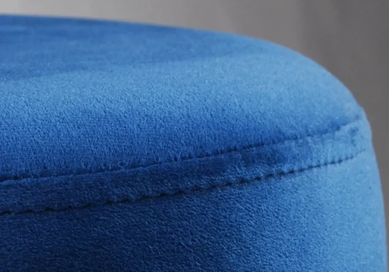 Pouf design doré velours bleu - Lisy