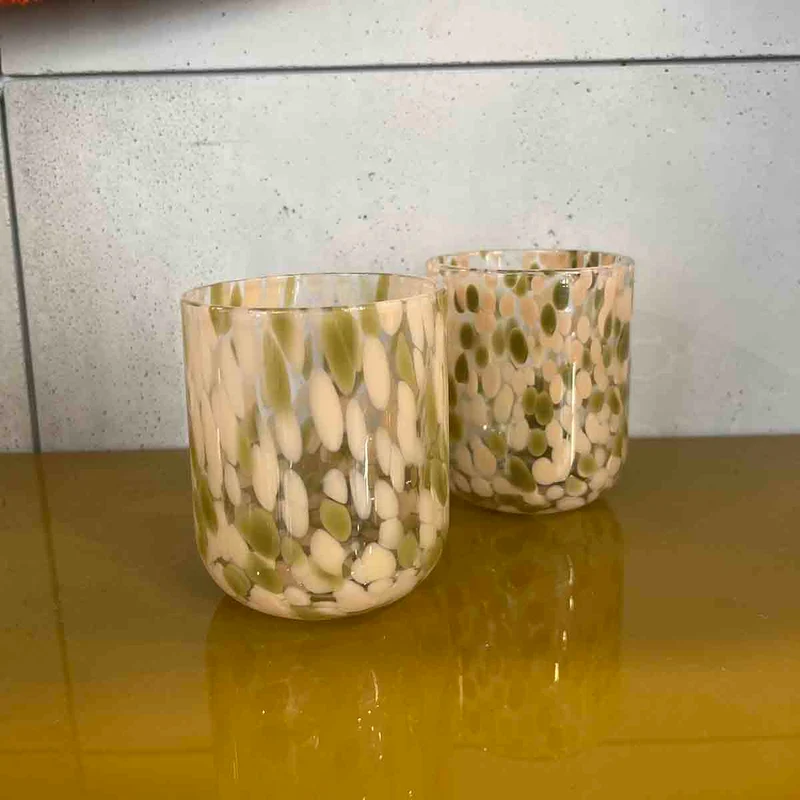 VERRE MOUCHETÉ
