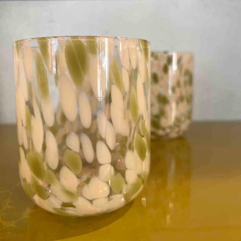 VERRE MOUCHETÉ