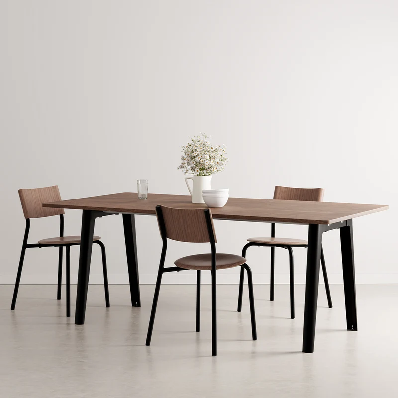 Table à manger NEW MODERN - noyer éco-certifié
