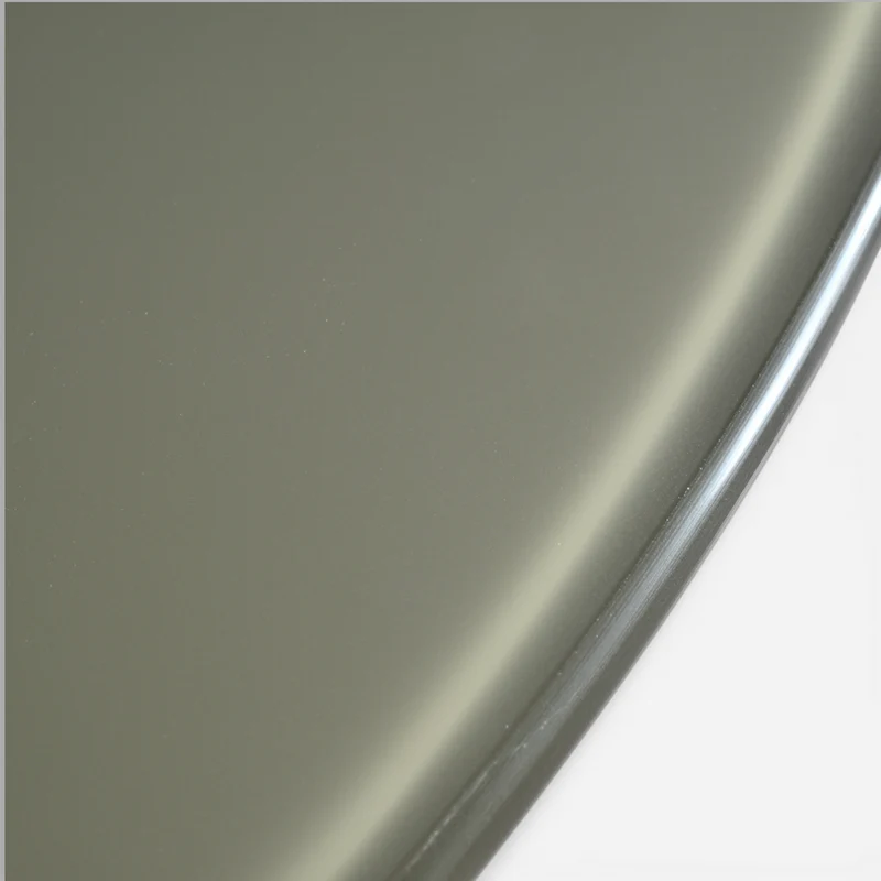 Table repas D120 en verre vert mat