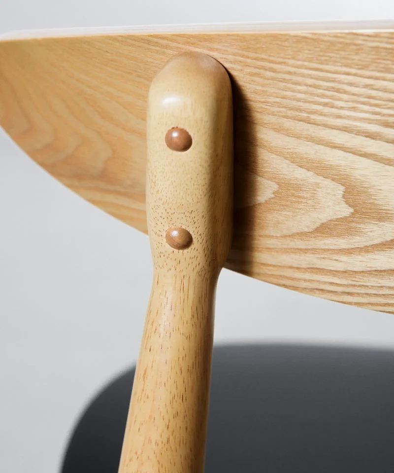 Silla de Comedor en Madera Acolchada Kyoto
