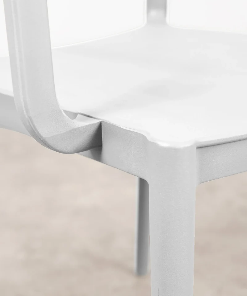 Silla de Polipropileno con Reposabrazos Nina Arms