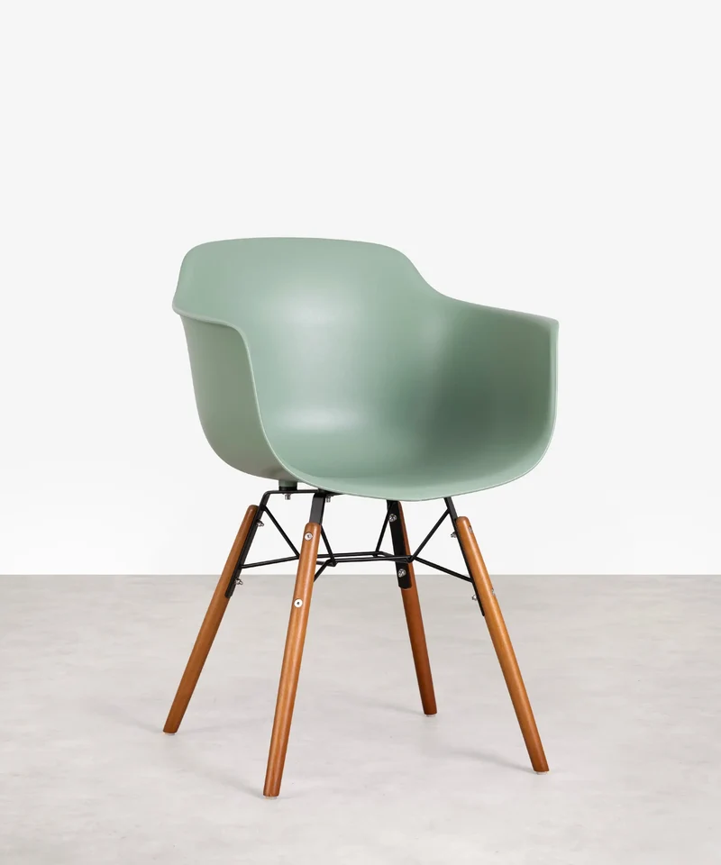 Silla de Polipropileno y Madera con Reposabrazos Elon Arms