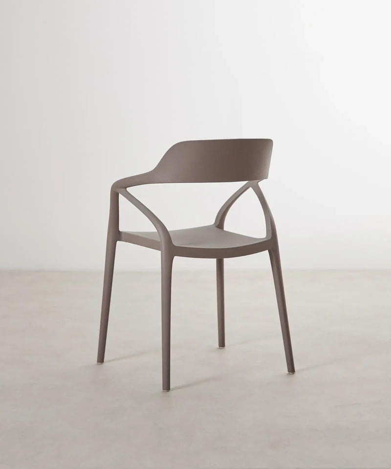 Silla de Polipropileno con Reposabrazos Grace