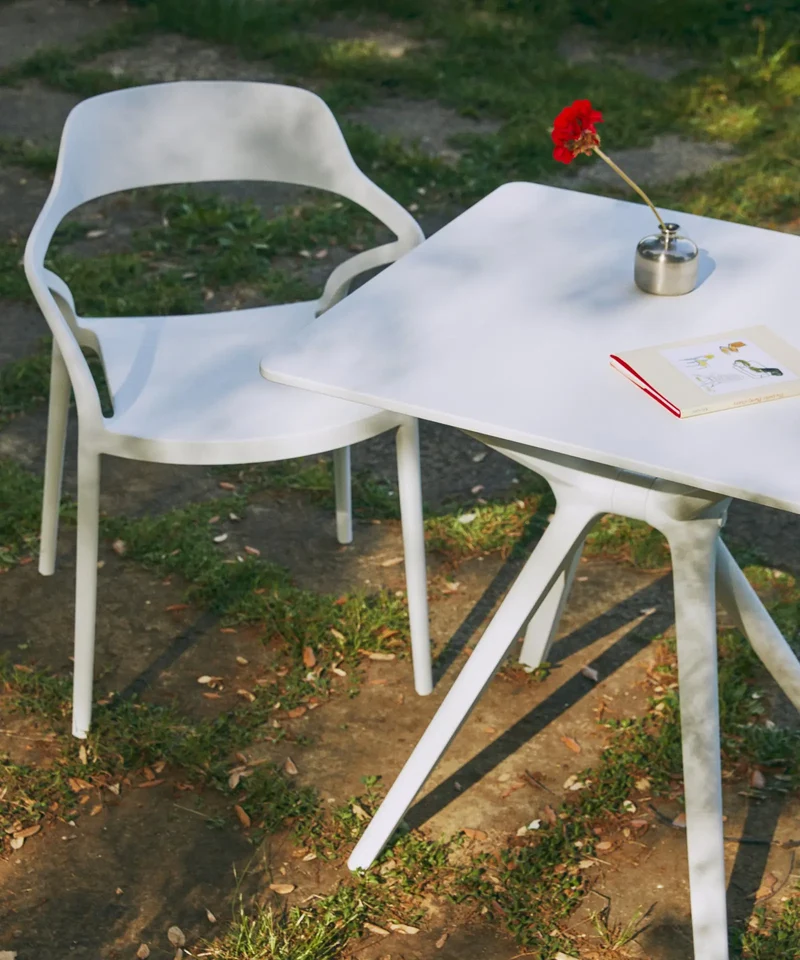 Silla de Polipropileno con Reposabrazos Grace