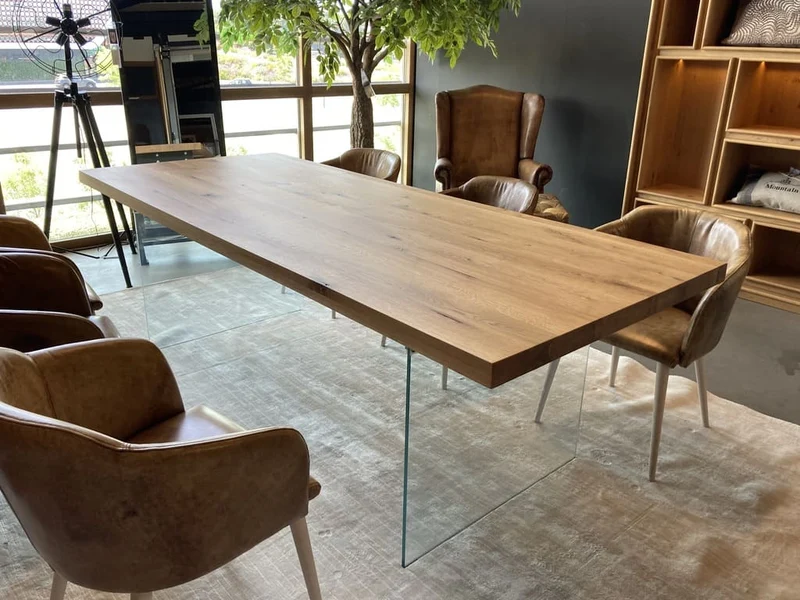 Table en chêne massif "NUBE" avec Pieds en Verre Trempé