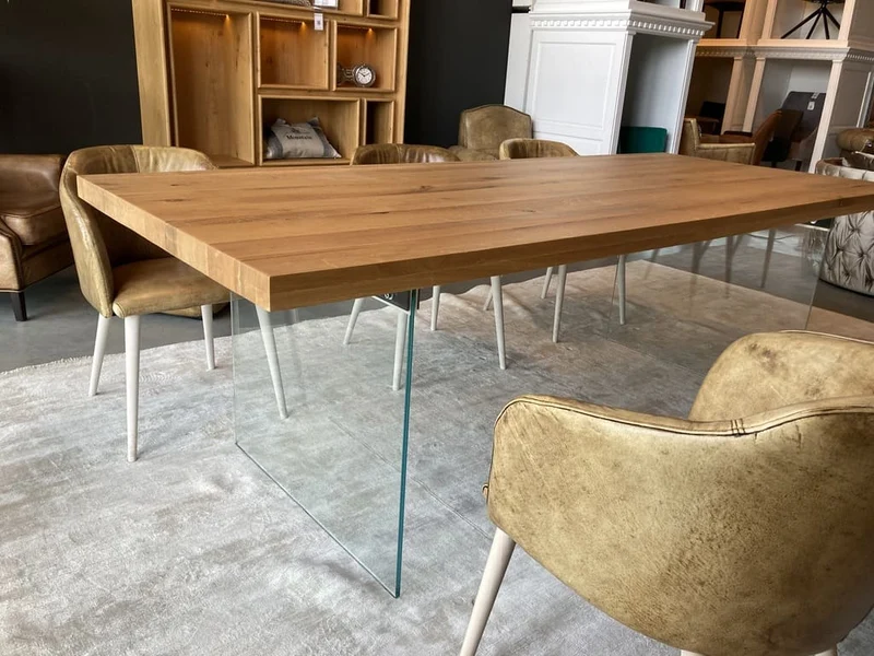 Table en chêne massif "NUBE" avec Pieds en Verre Trempé