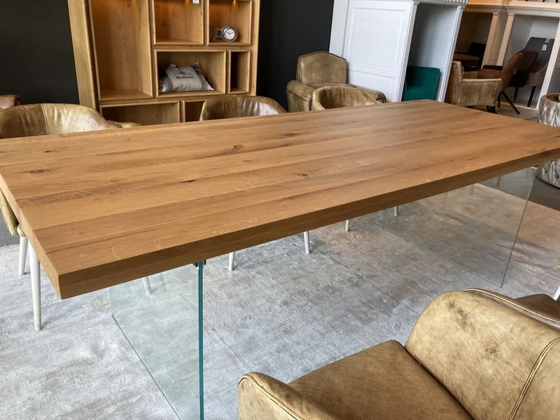 Table en chêne massif "NUBE" avec Pieds en Verre Trempé